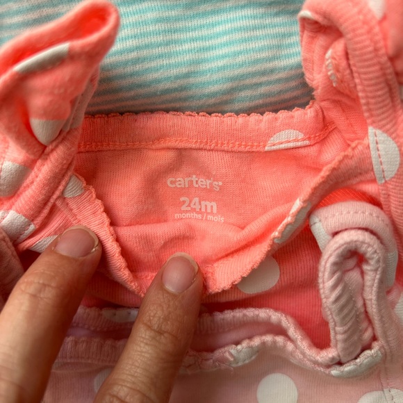 Huge bundle of 18-24 month clothes, barely worn - Picture 3 of 10